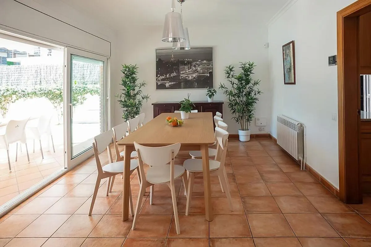 Villa Espectacular Privada Con Piscina Y Aacc Castelldefels