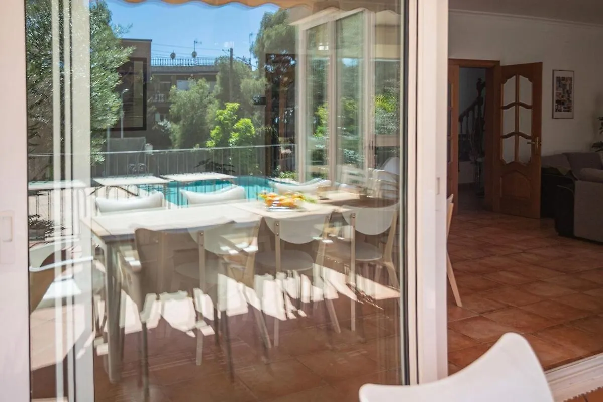 Villa Espectacular Privada Con Piscina Y Aacc Castelldefels