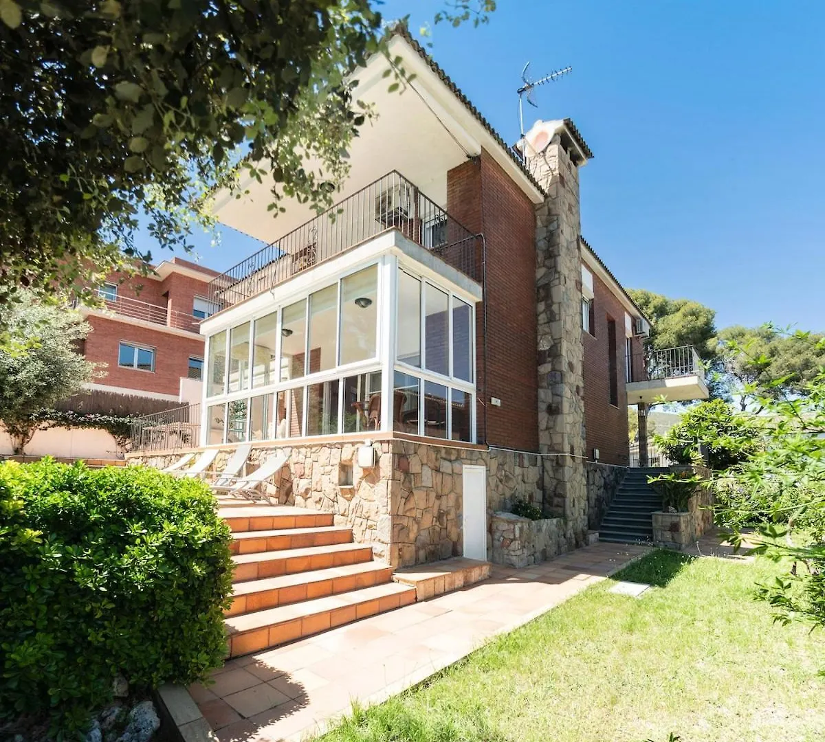 Villa Espectacular Privada Con Piscina Y Aacc Castelldefels