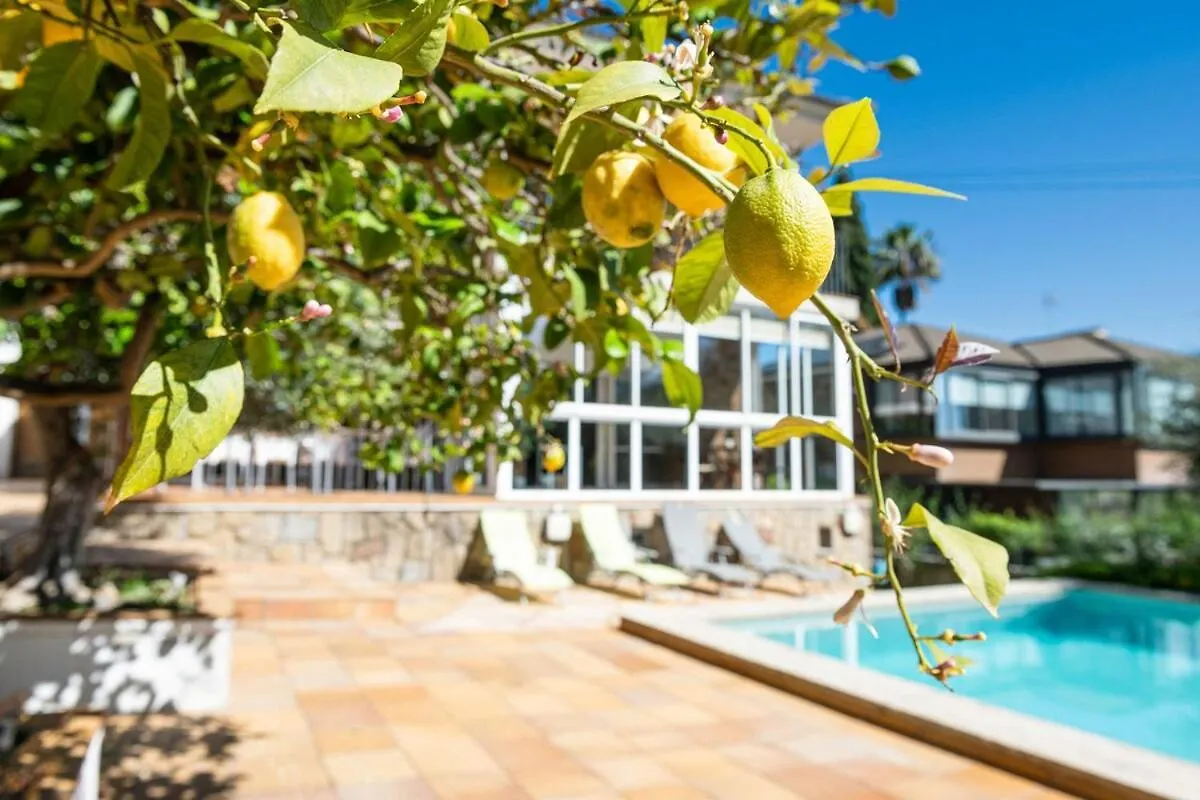 Villa Espectacular Privada Con Piscina Y Aacc Castelldefels